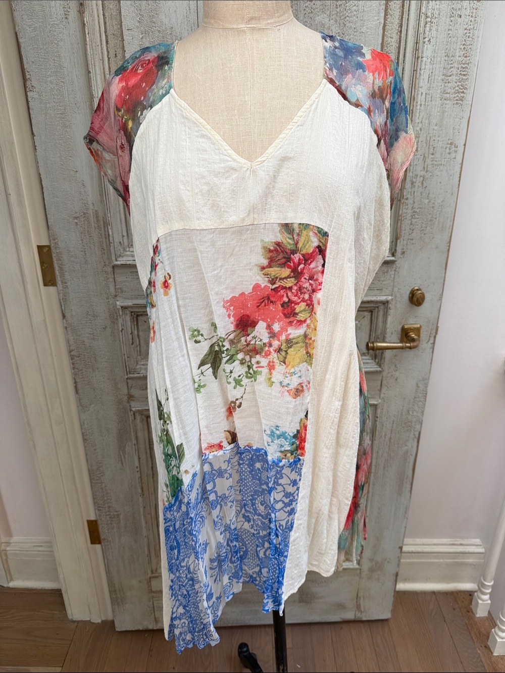 Aratta Silent Journey top